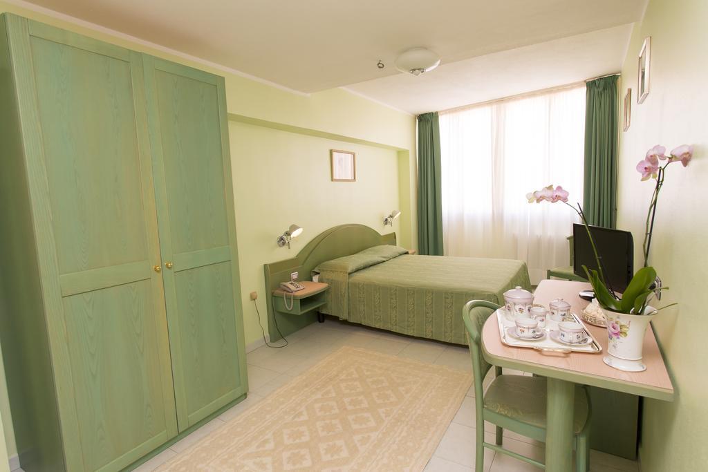 Hotel Grillo Νουόρο Δωμάτιο φωτογραφία